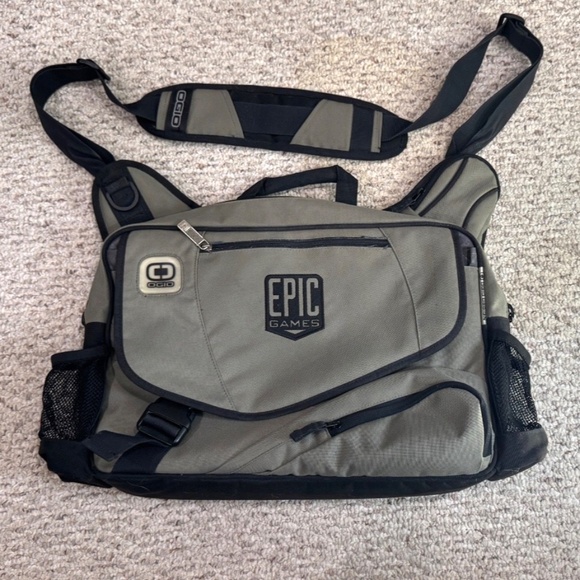 OGIO Epic Games employee shoulder bag / computer bag - great condition! - Picture 1 of 5
